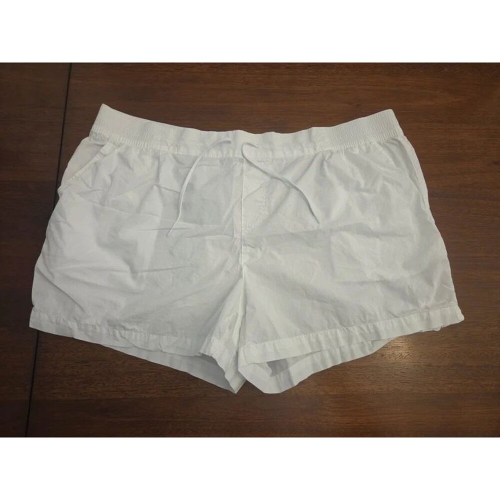 Columbia Women’s White Cotton Shorts Size XXL